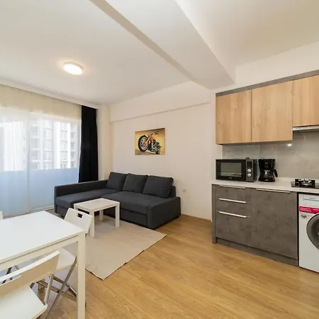 Nifty Flat W Shared Pool In Kepez דירה *